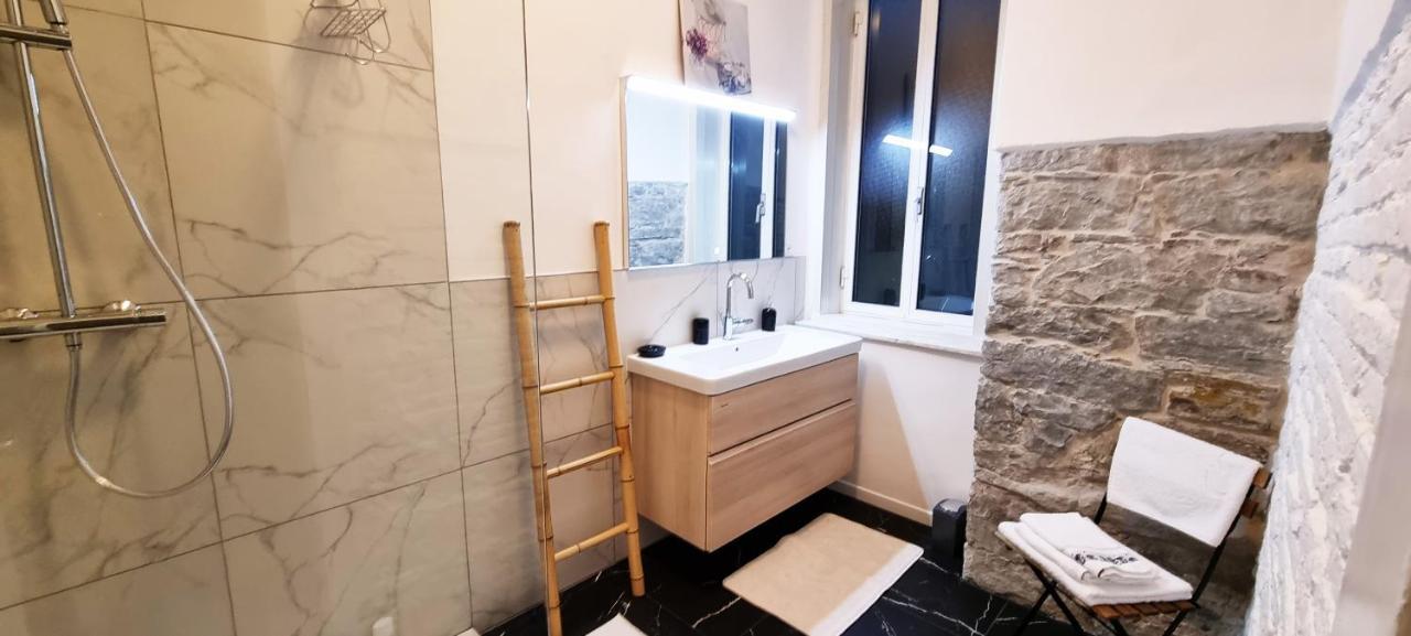 Casa Bianca - 2 Bedroom Design Apartment 트리에스테 외부 사진